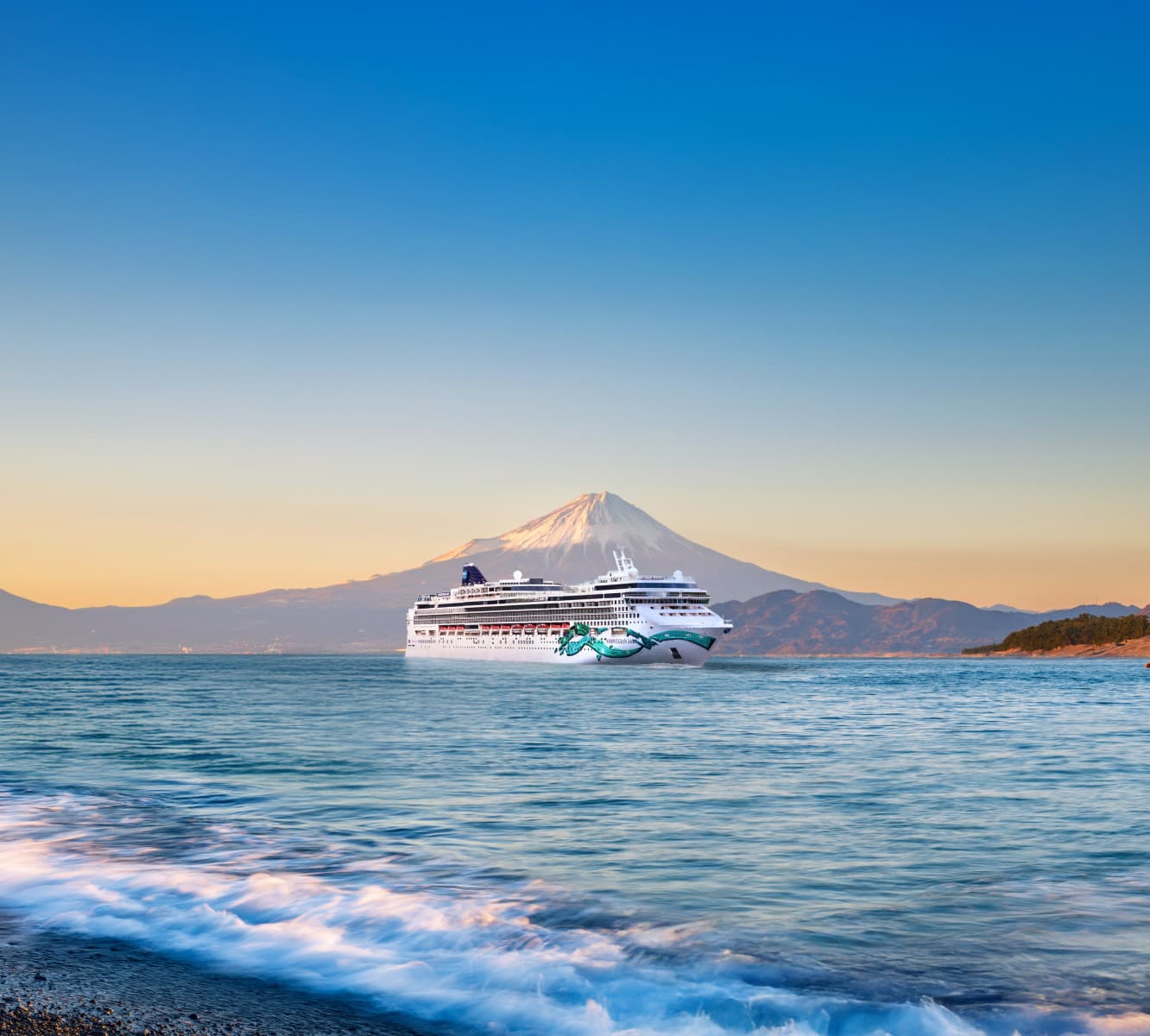 Norwegian Jade cruise ship